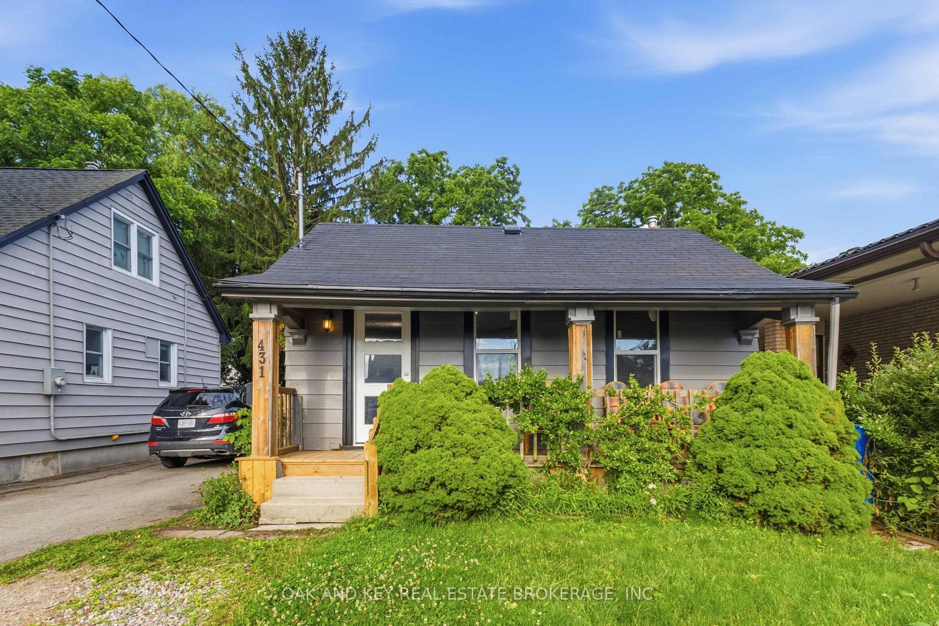 431 Burdick Place photo 4
