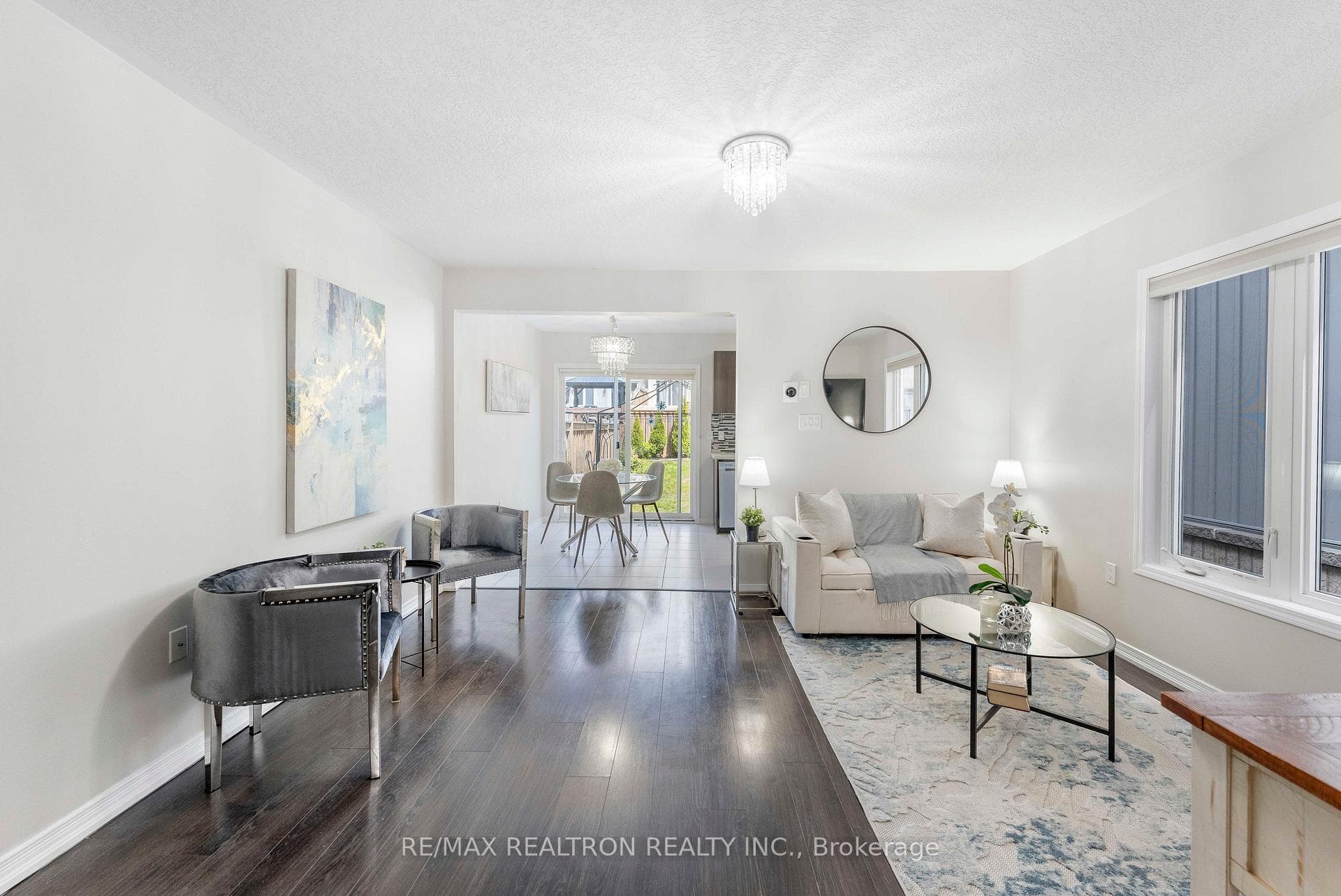 25 ROBINSON Street photo 7