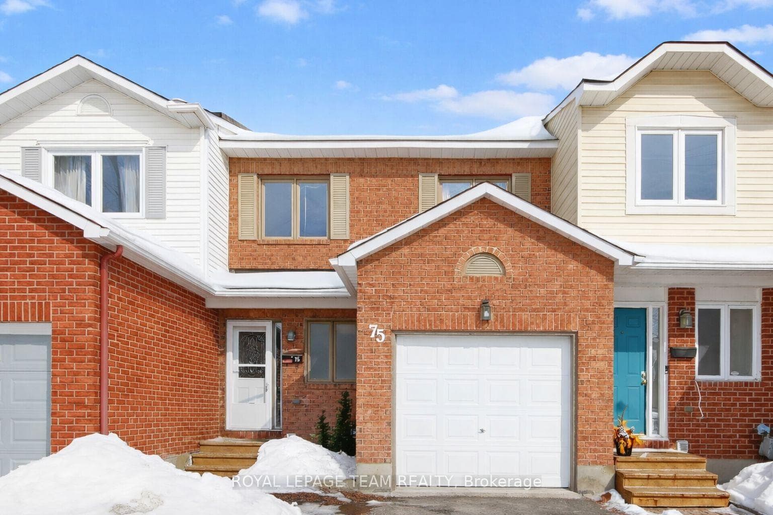 75 Inverary Drive photo 1
