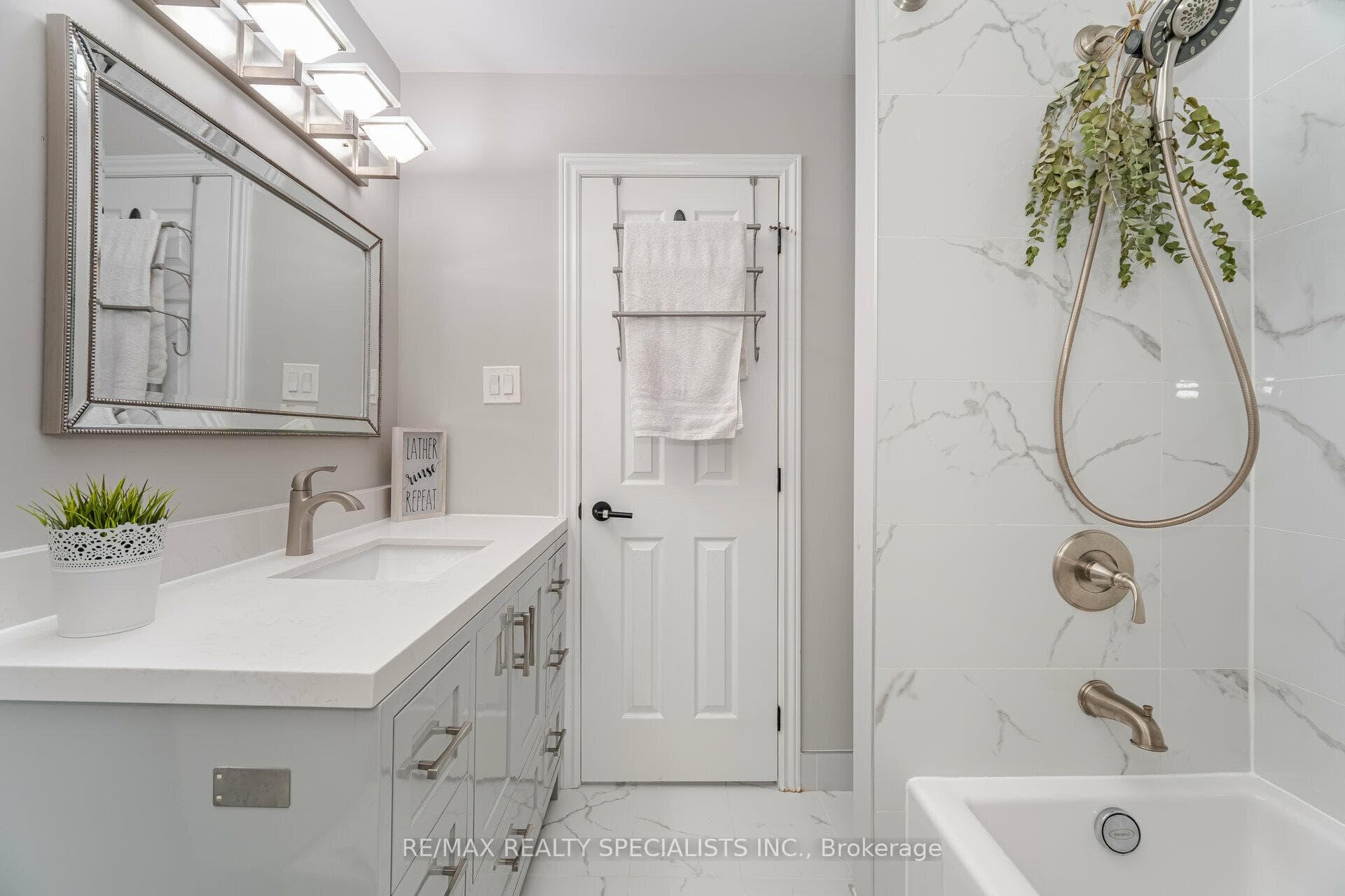 62 Berkshire Square photo 28