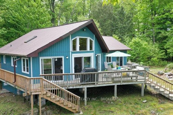 14 Downie Island photo 31