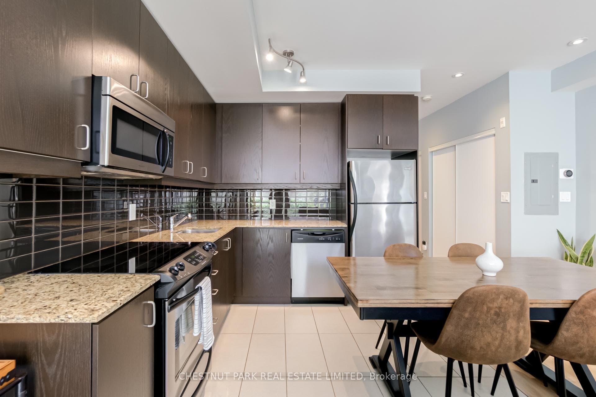 42 Boston Avenue Unit 4 photo 11