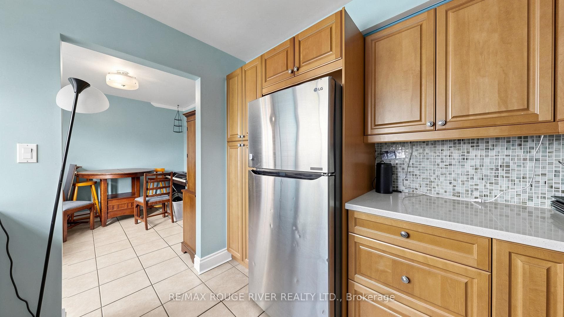 121 Deacon Lane photo 12