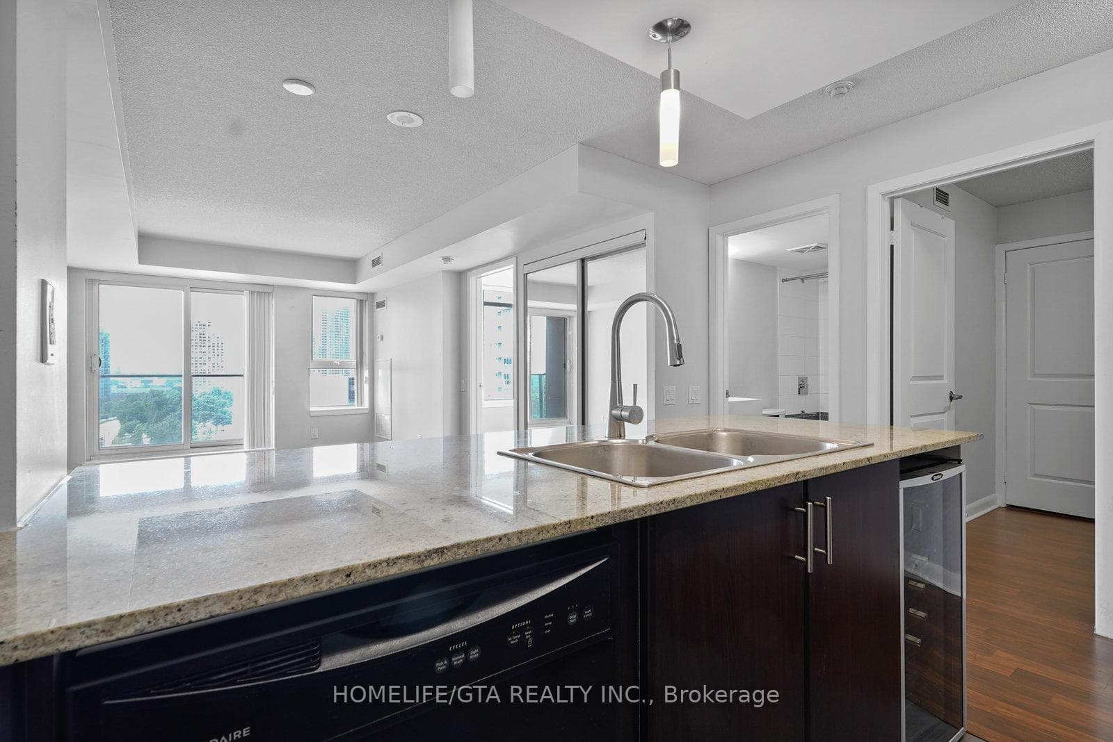 190 Borough Drive Unit 1509 photo 5