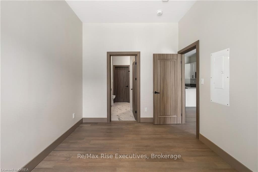 2274 PRINCESS Street Unit 120 photo 17