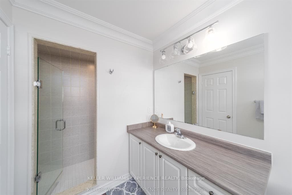 6 Weaver Terrace photo 23