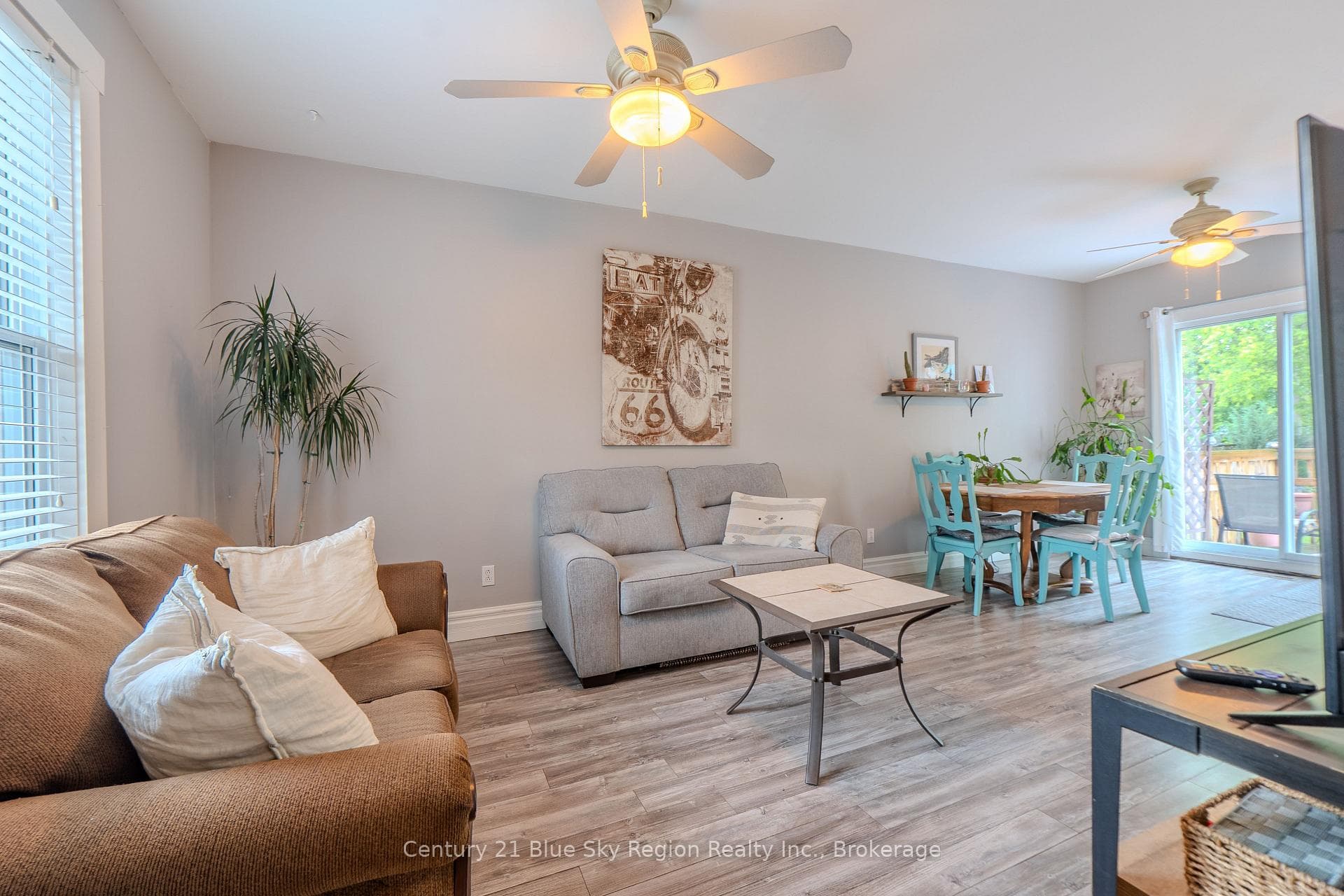 577 O'Brien Street photo 10