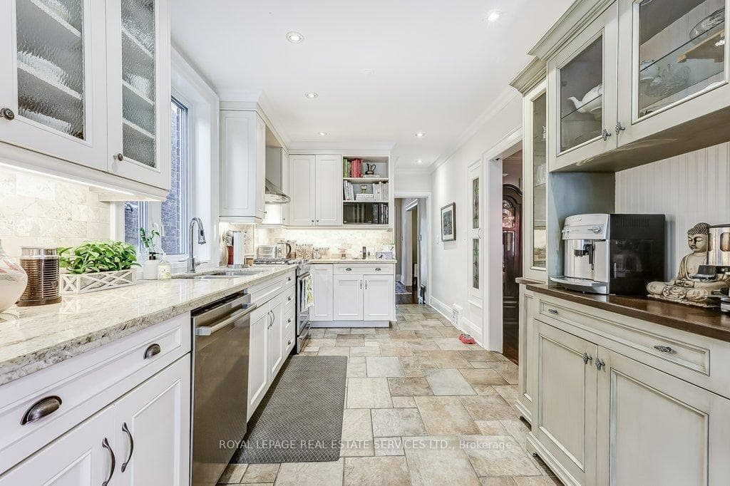 530 Windermere Avenue photo 11