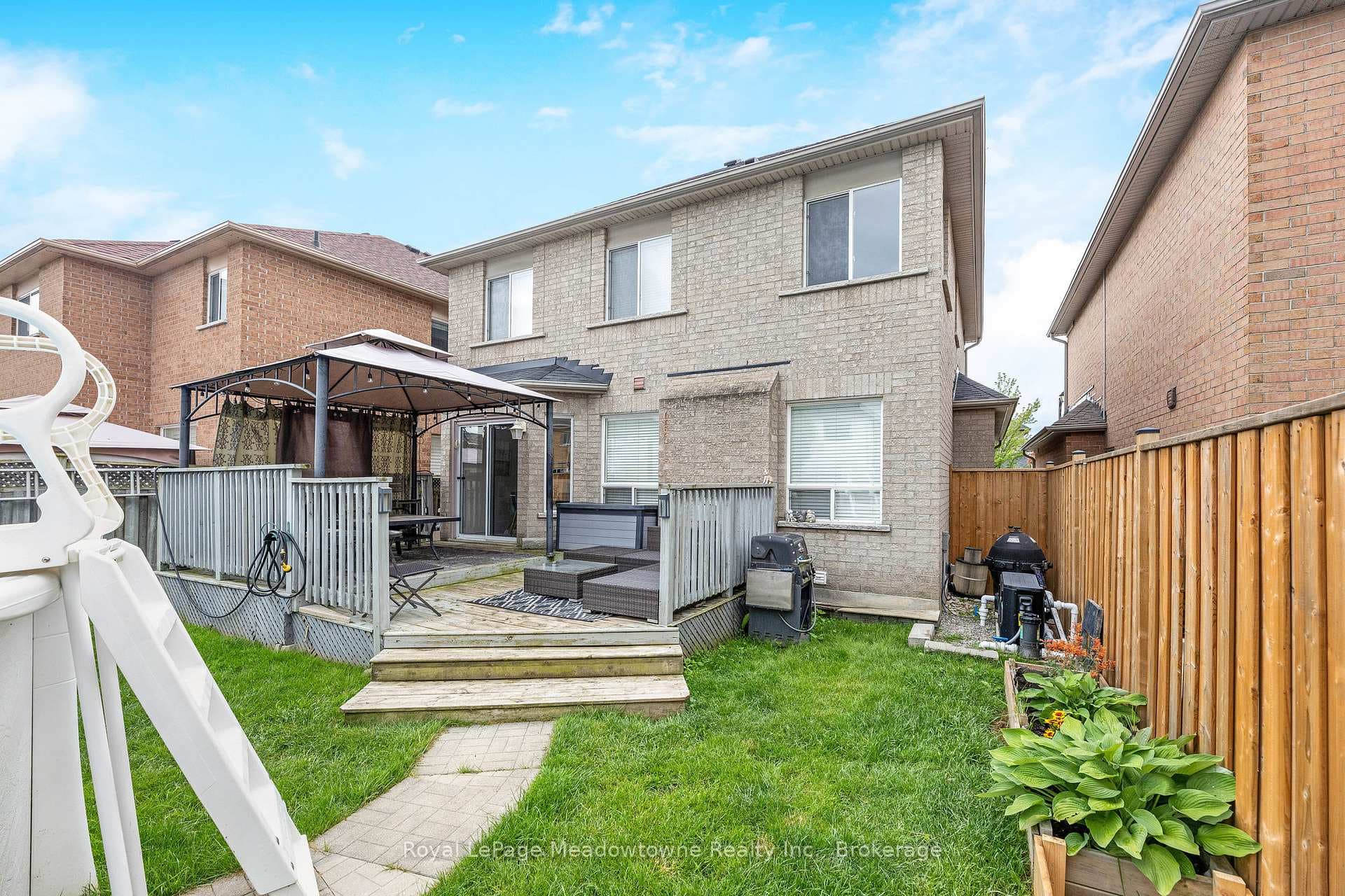 13 Robarts Drive photo 31
