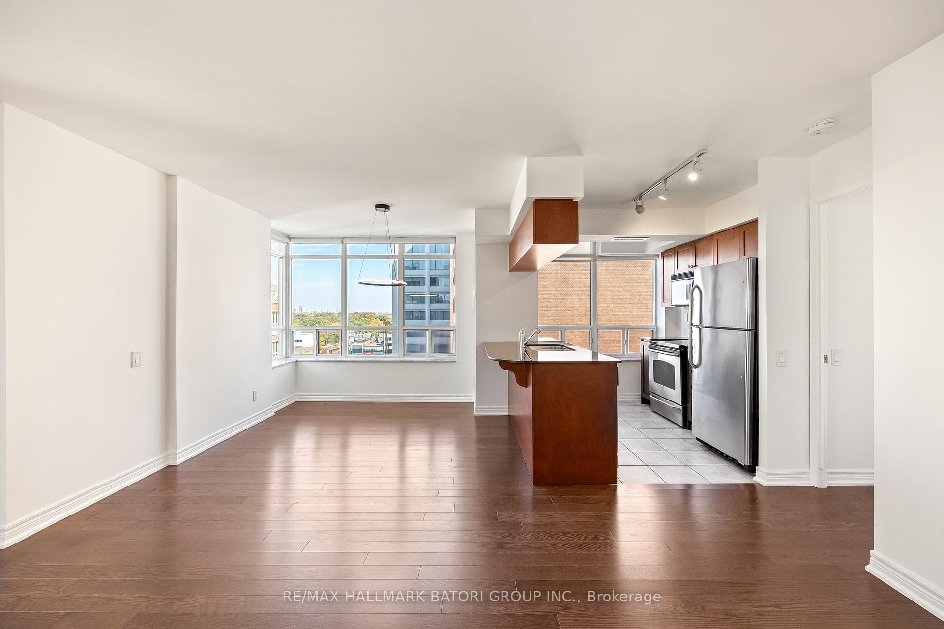 60 St Clair Avenue Unit 1103 photo 8