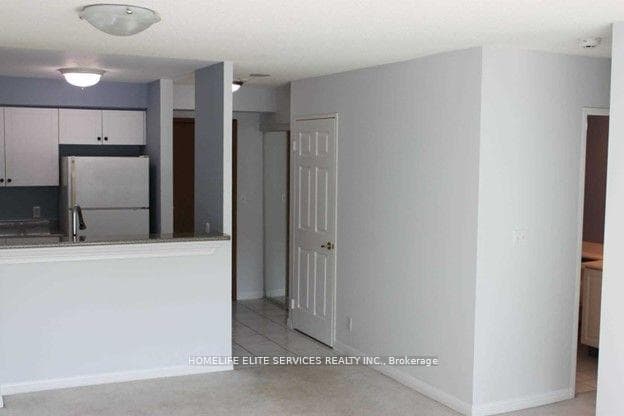 11 Lee Centre Drive Unit 1615 photo 6