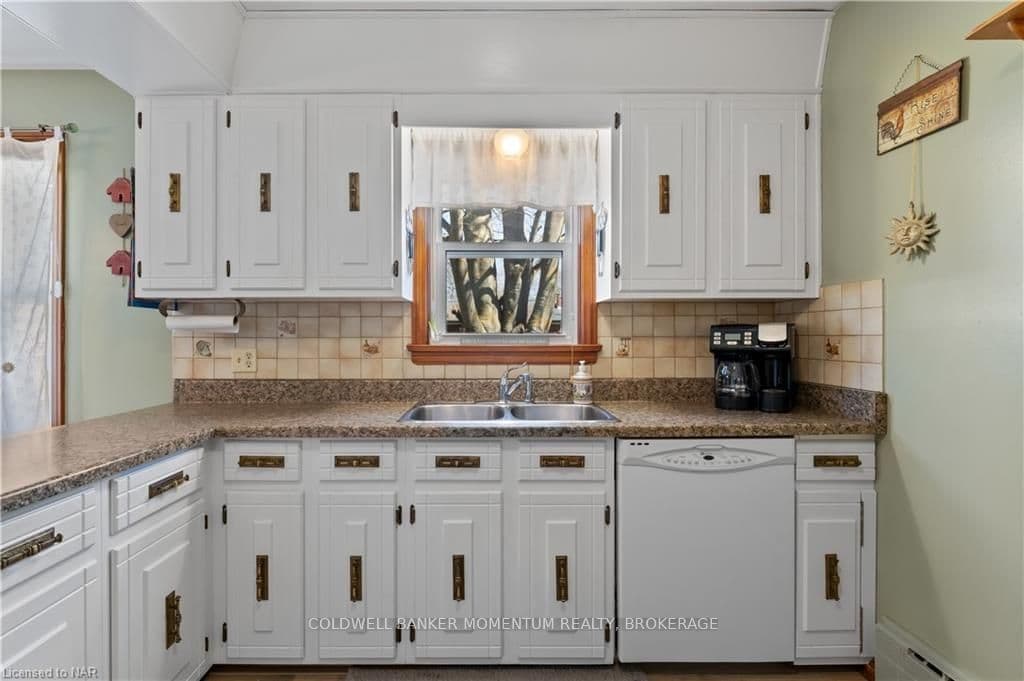 29 WOODELM Drive photo 19