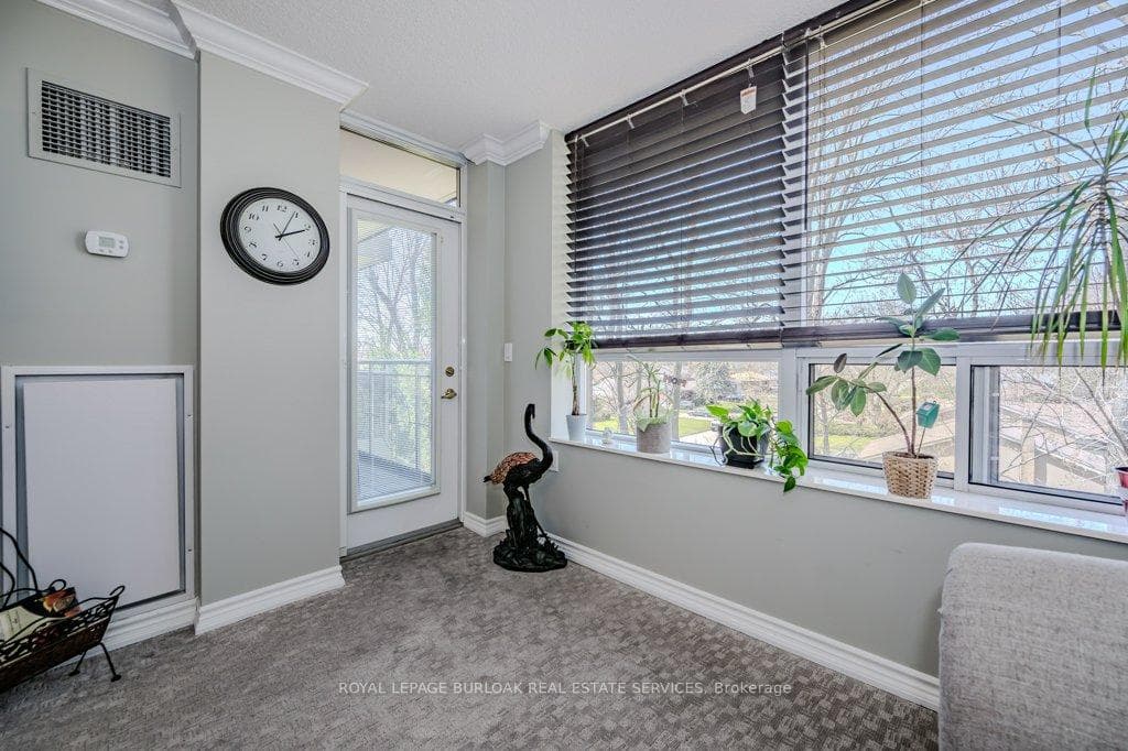 100 Burloak Drive Unit 2407 photo 21
