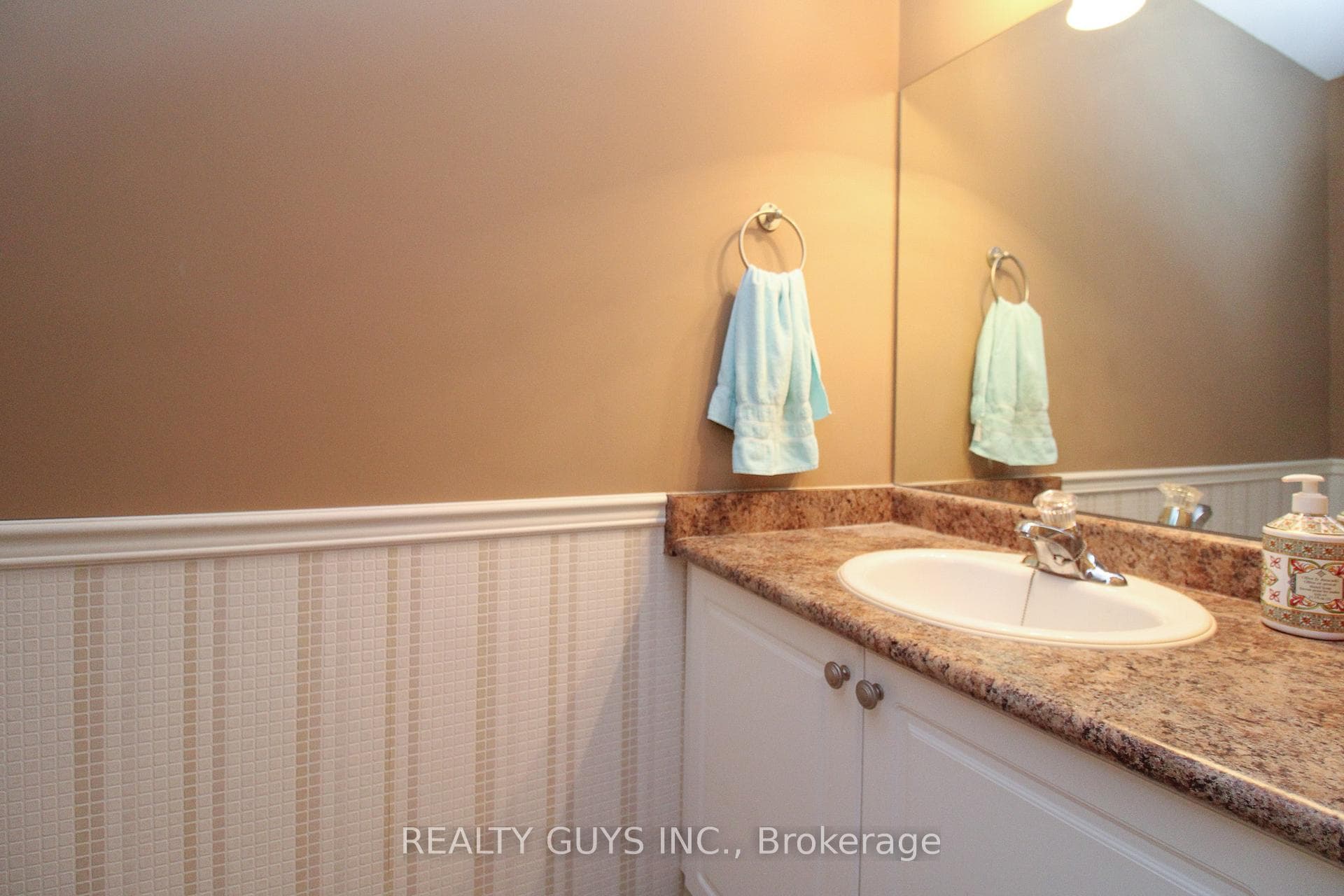 909 Wentworth Street Unit UNIT #6 photo 24