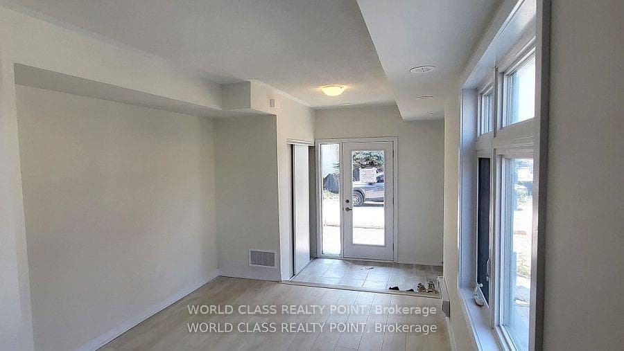 1865 Pickering Parkway Unit 612 photo 8