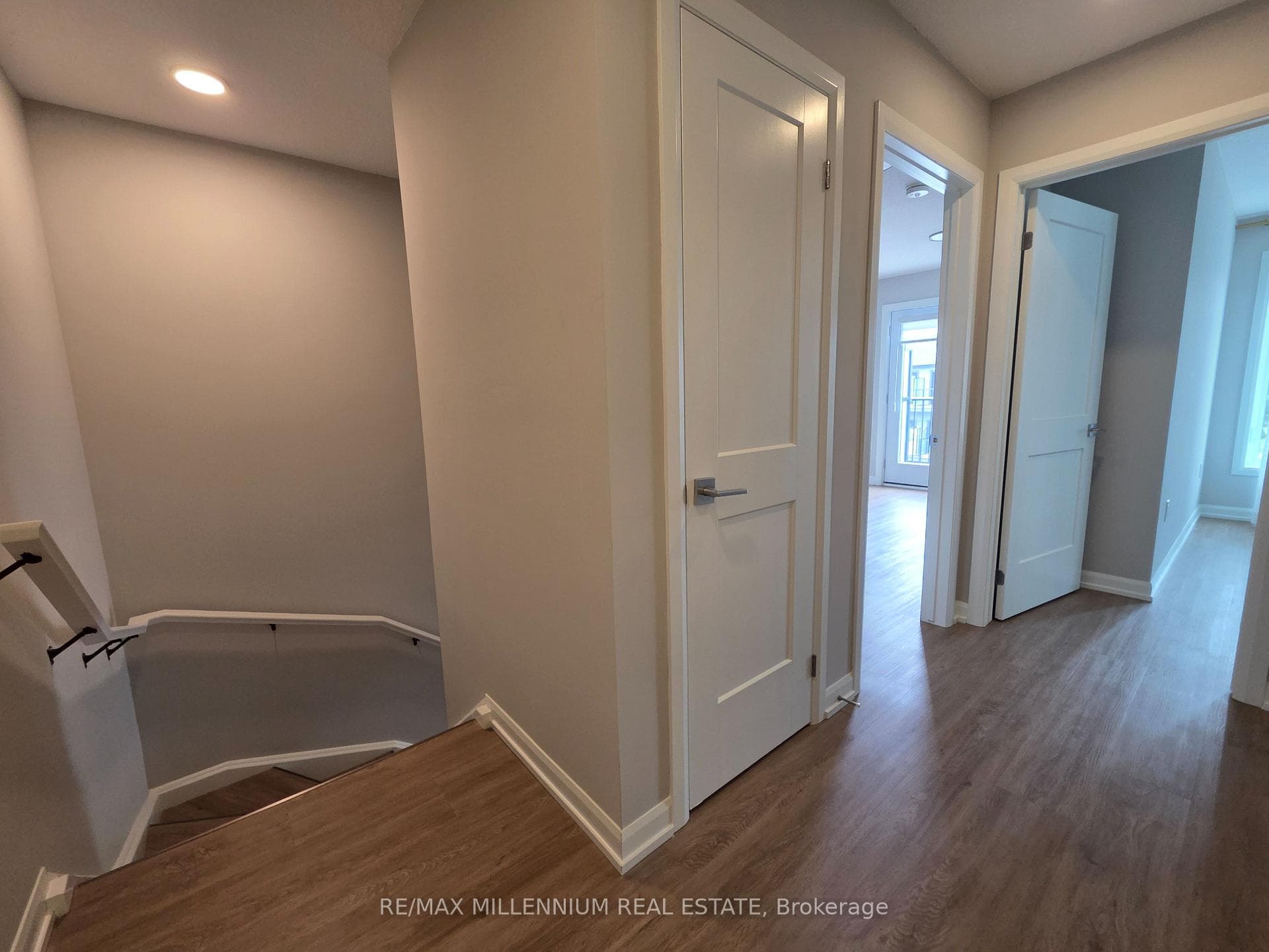708 Woolwich Street Unit 103 photo 14