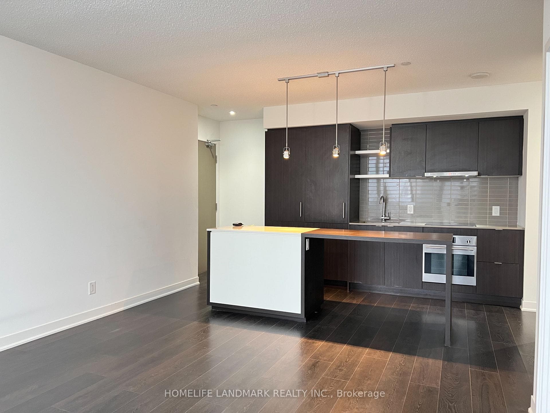 88 Harbour Street Unit 1706 photo 6