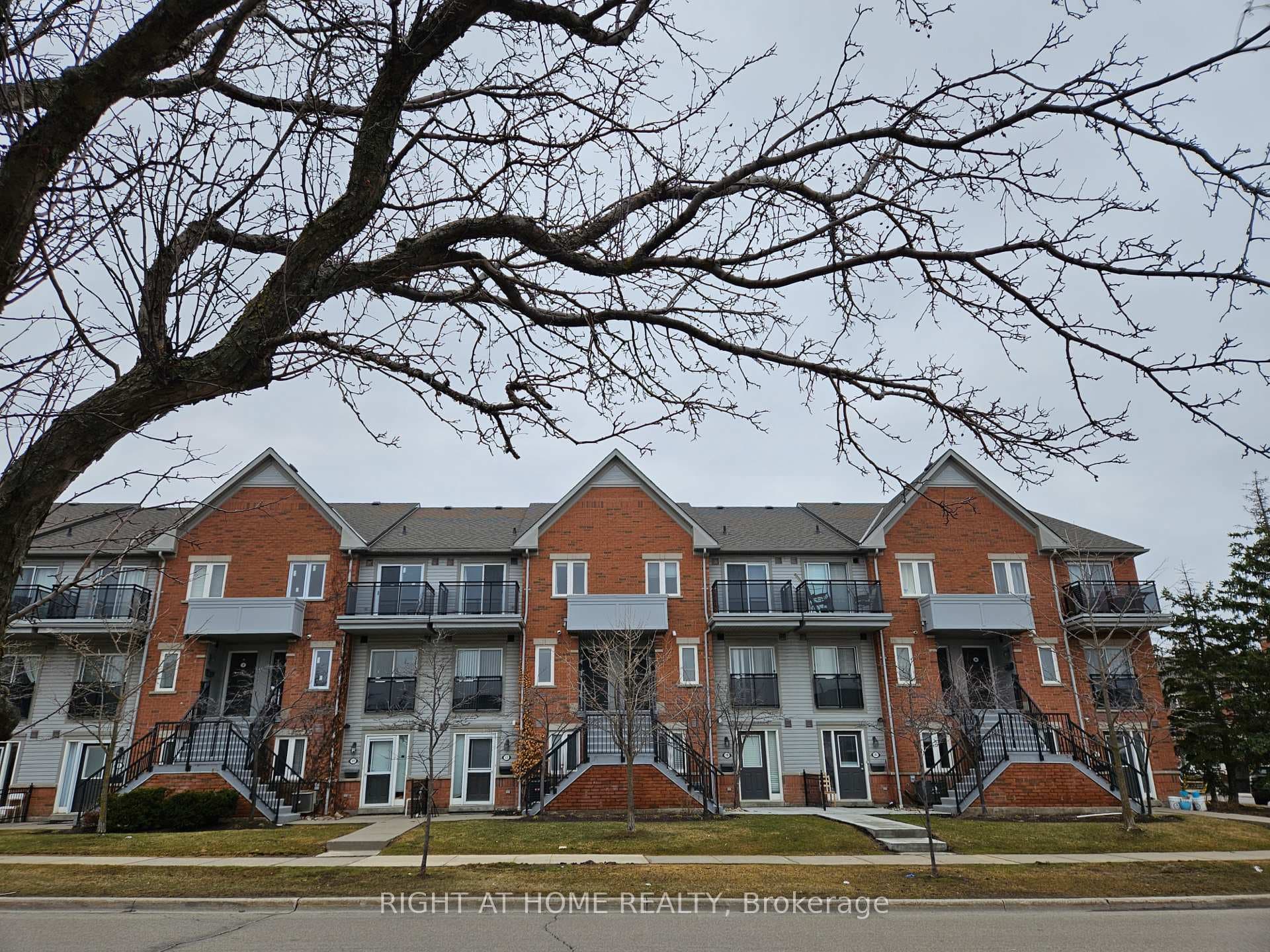 4620 Guildwood Way Unit 15 photo 1