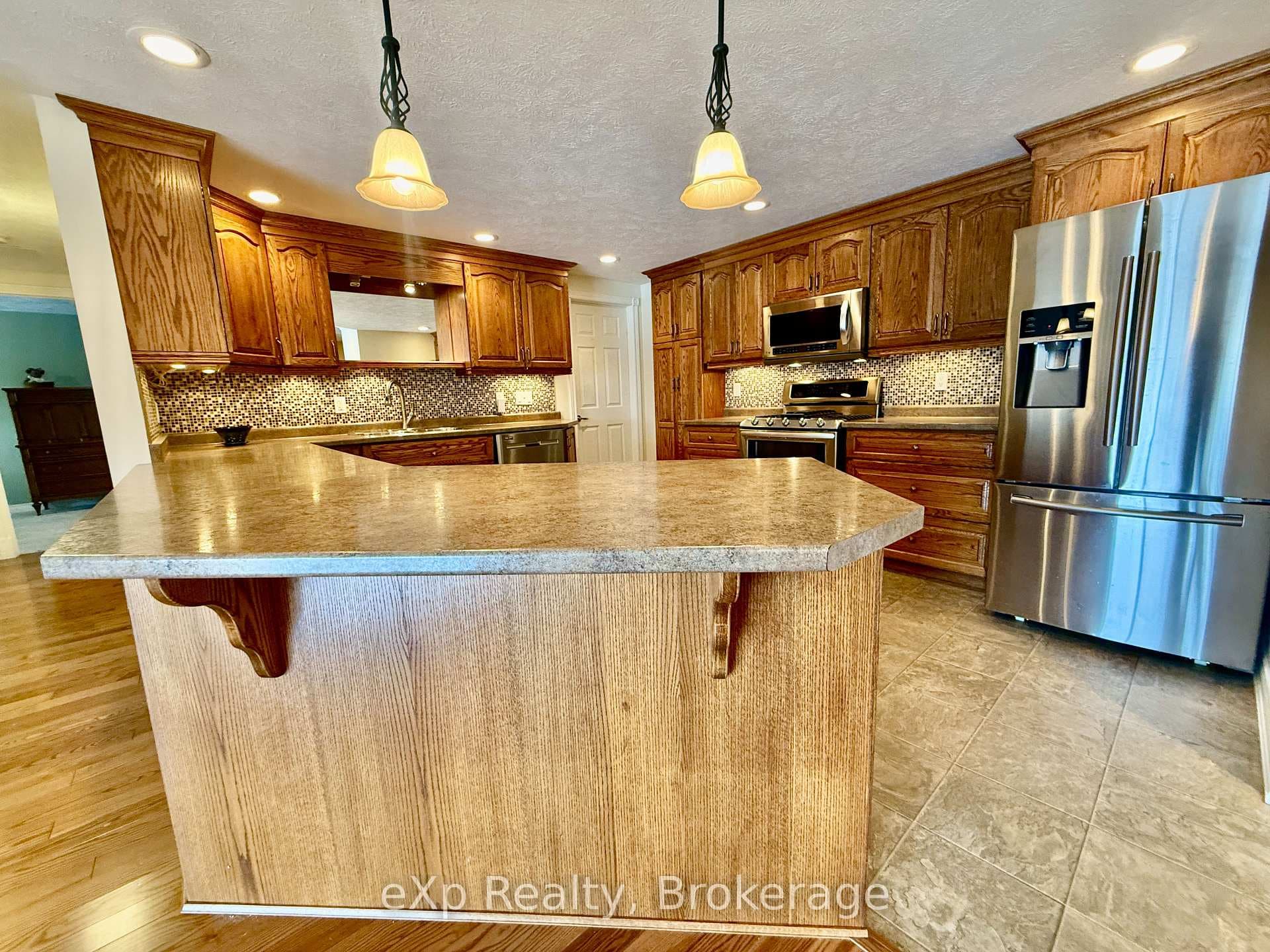 125 William Street Unit 203 photo 4