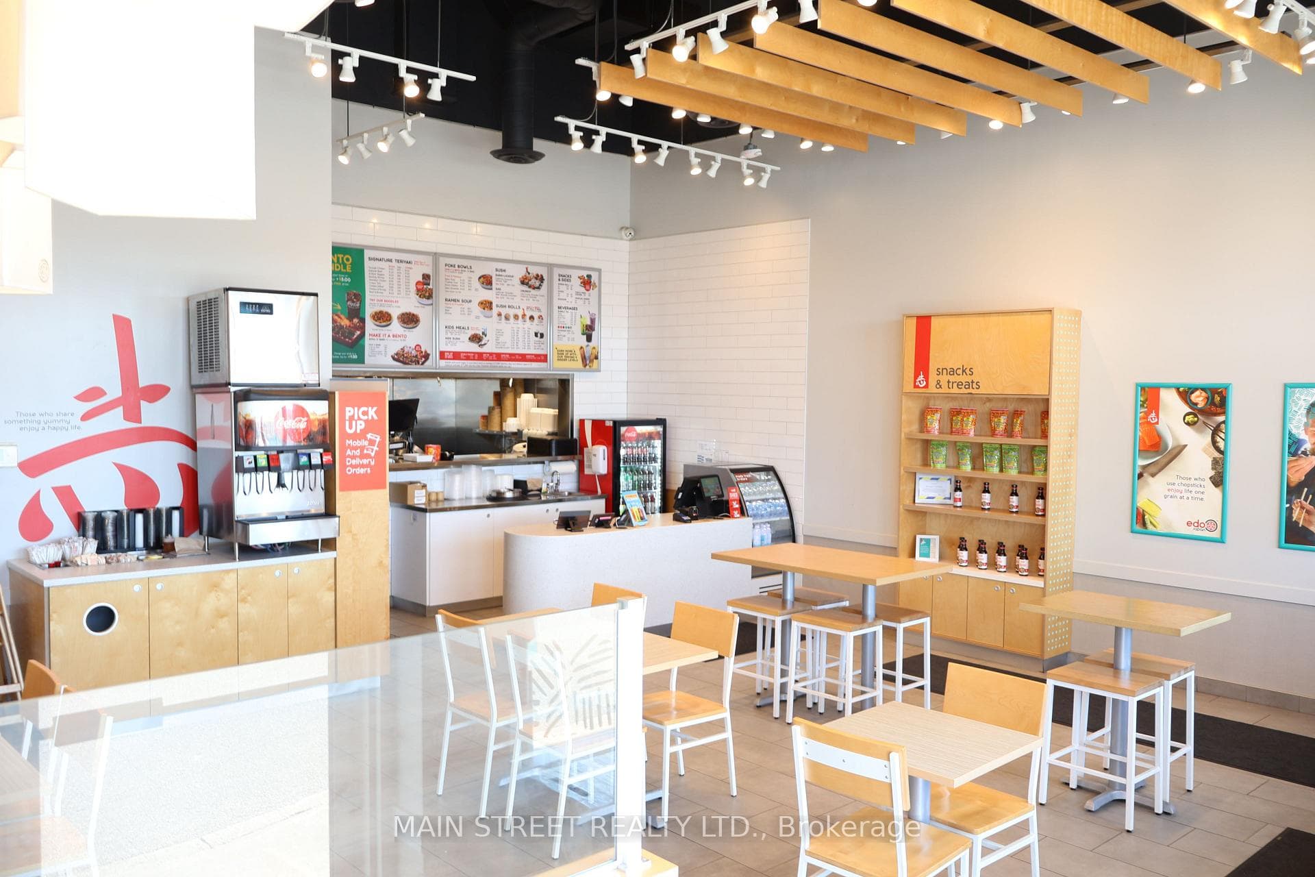 18040 Yonge Street Unit 1A photo 5