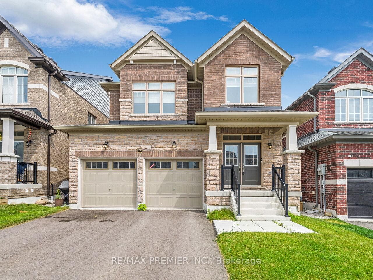 1342 Broderick Street photo 1