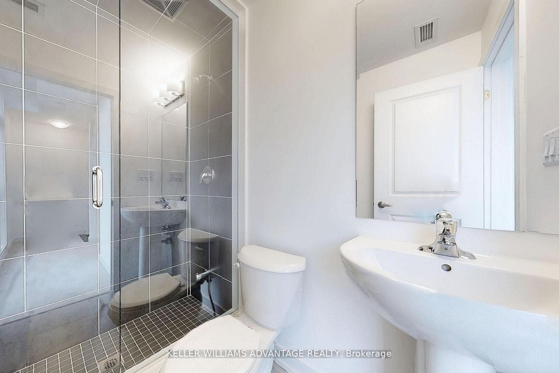 188 Angus Drive Unit 26 photo 21