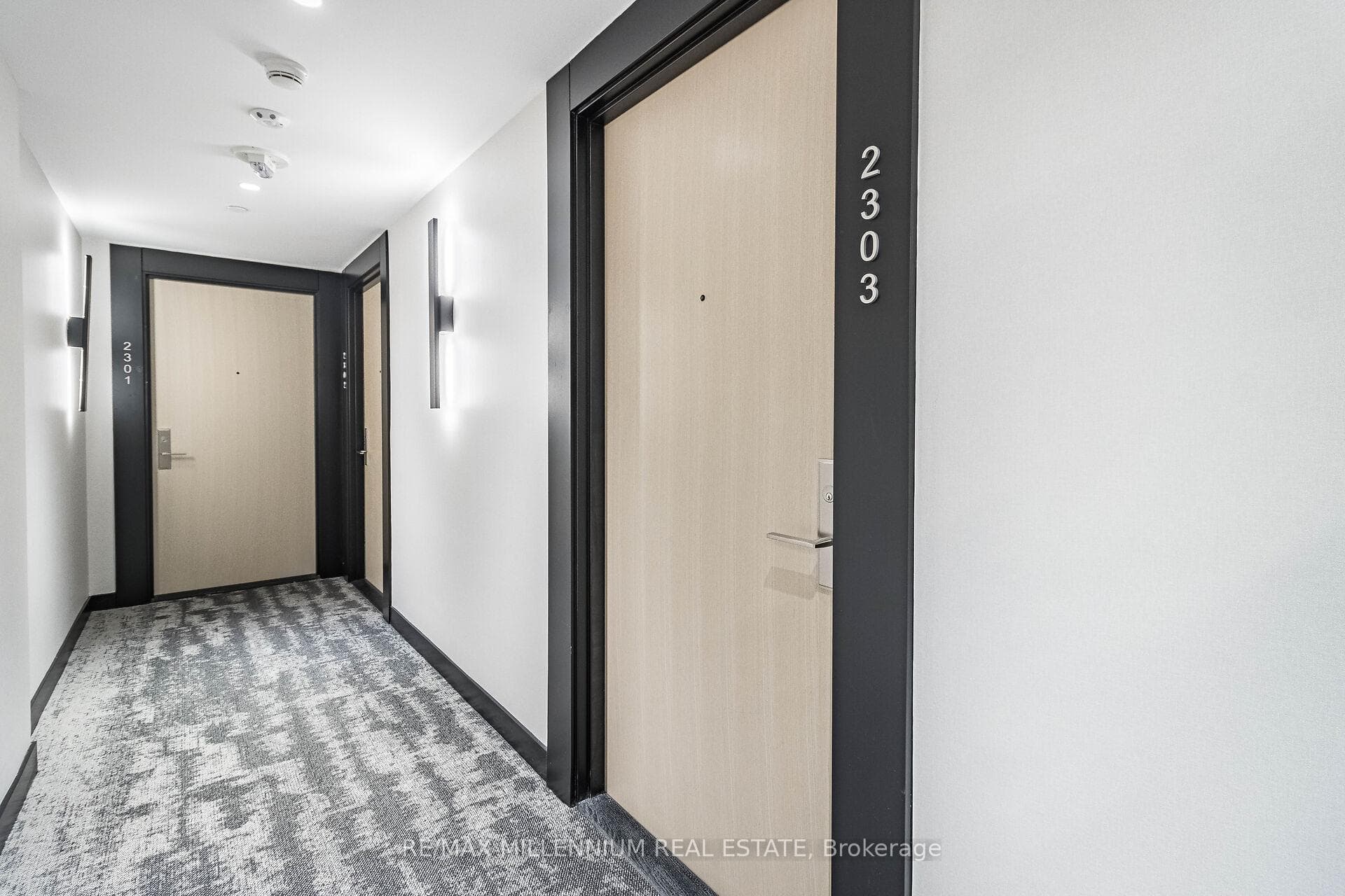 395 Bloor Street Unit 2303 photo 13