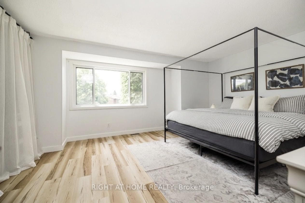 30 Berkshire Way photo 20