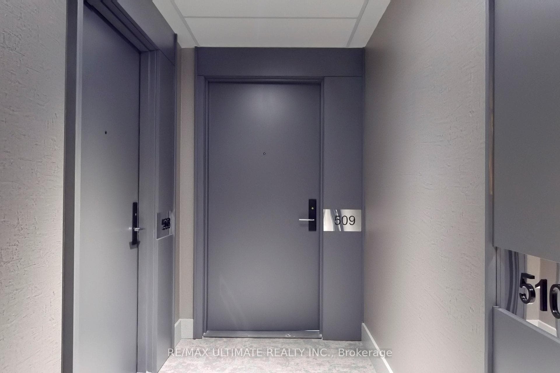 285 Dufferin Street Unit 509 photo 7