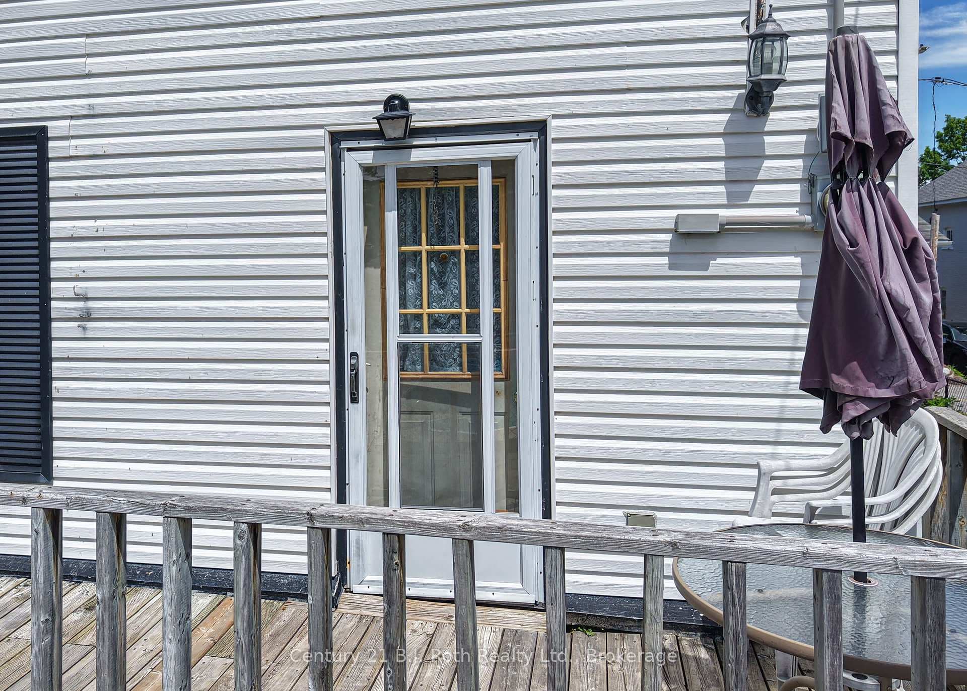139 Borland Street photo 18