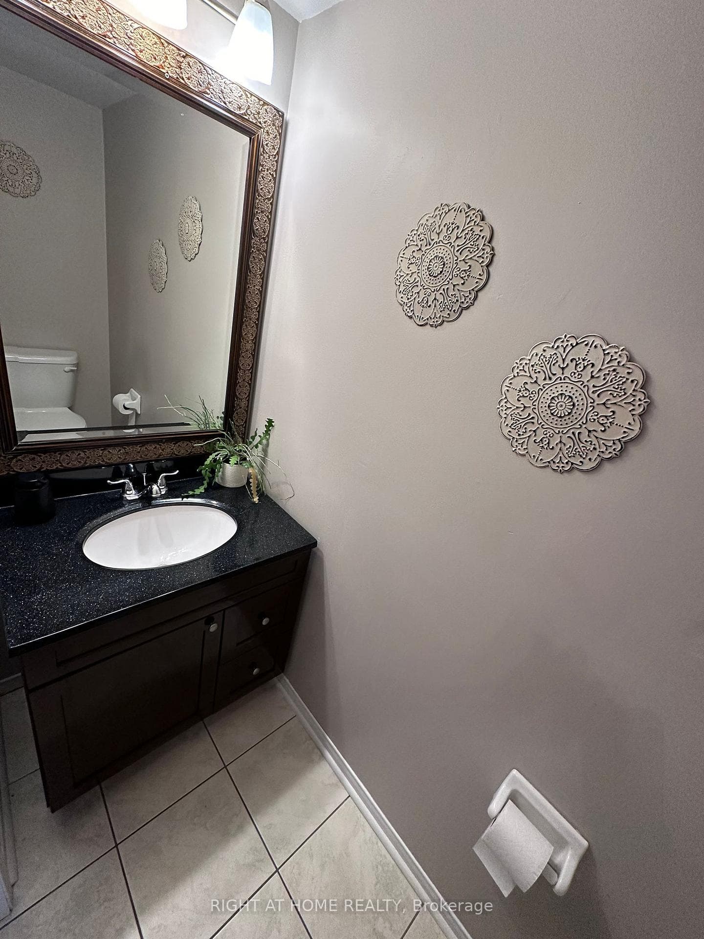 165 fieldstone Drive Unit 3 photo 10