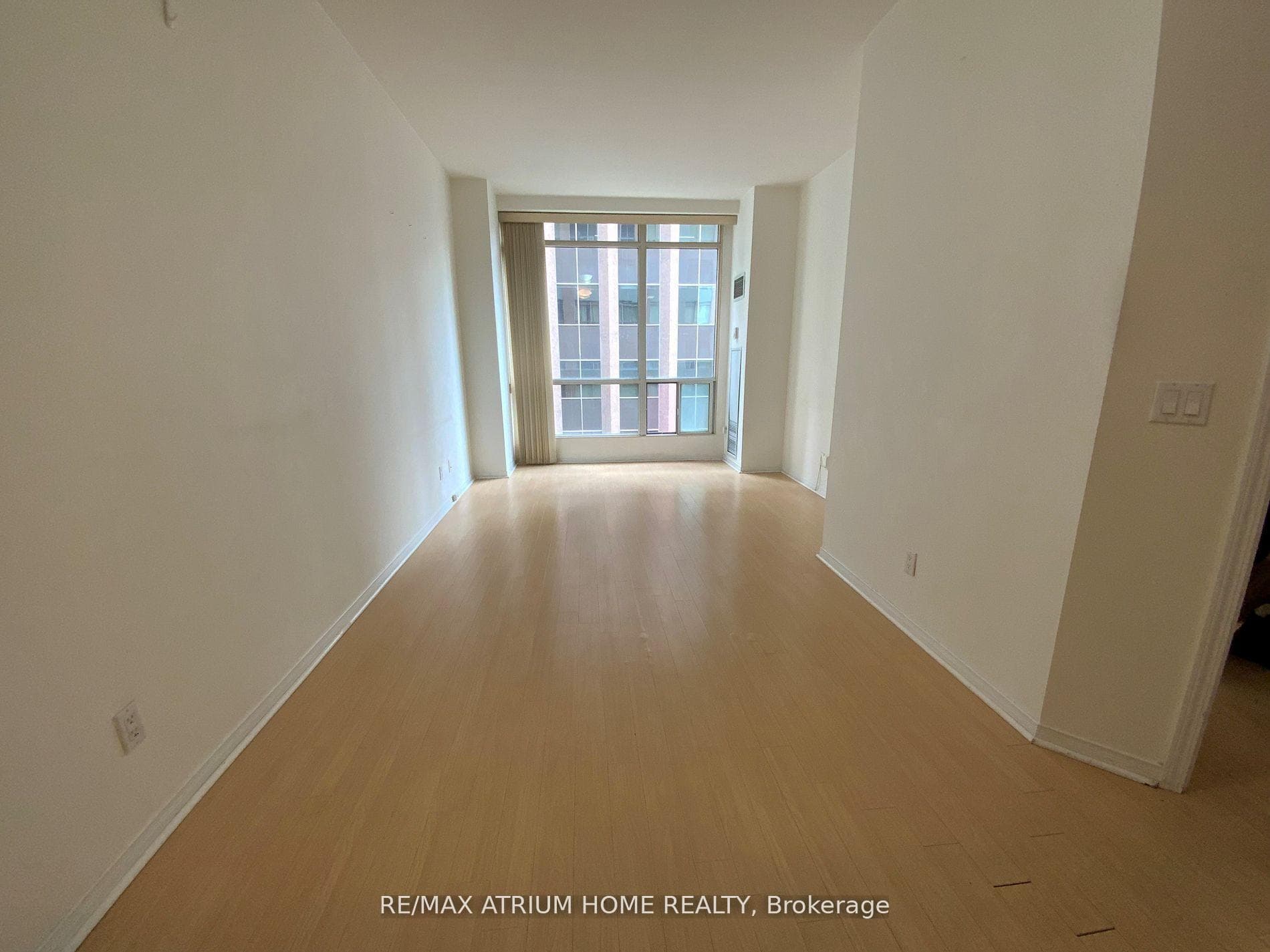 7 King Street Unit 1112 photo 11