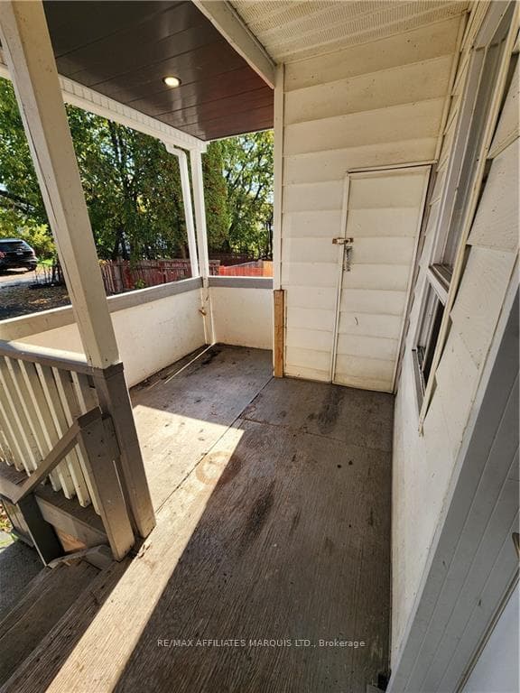 213 GUY Street photo 11