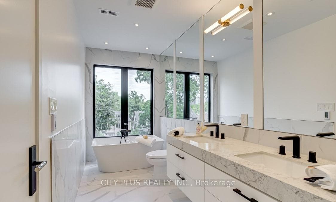 119 Glengrove Avenue photo 13