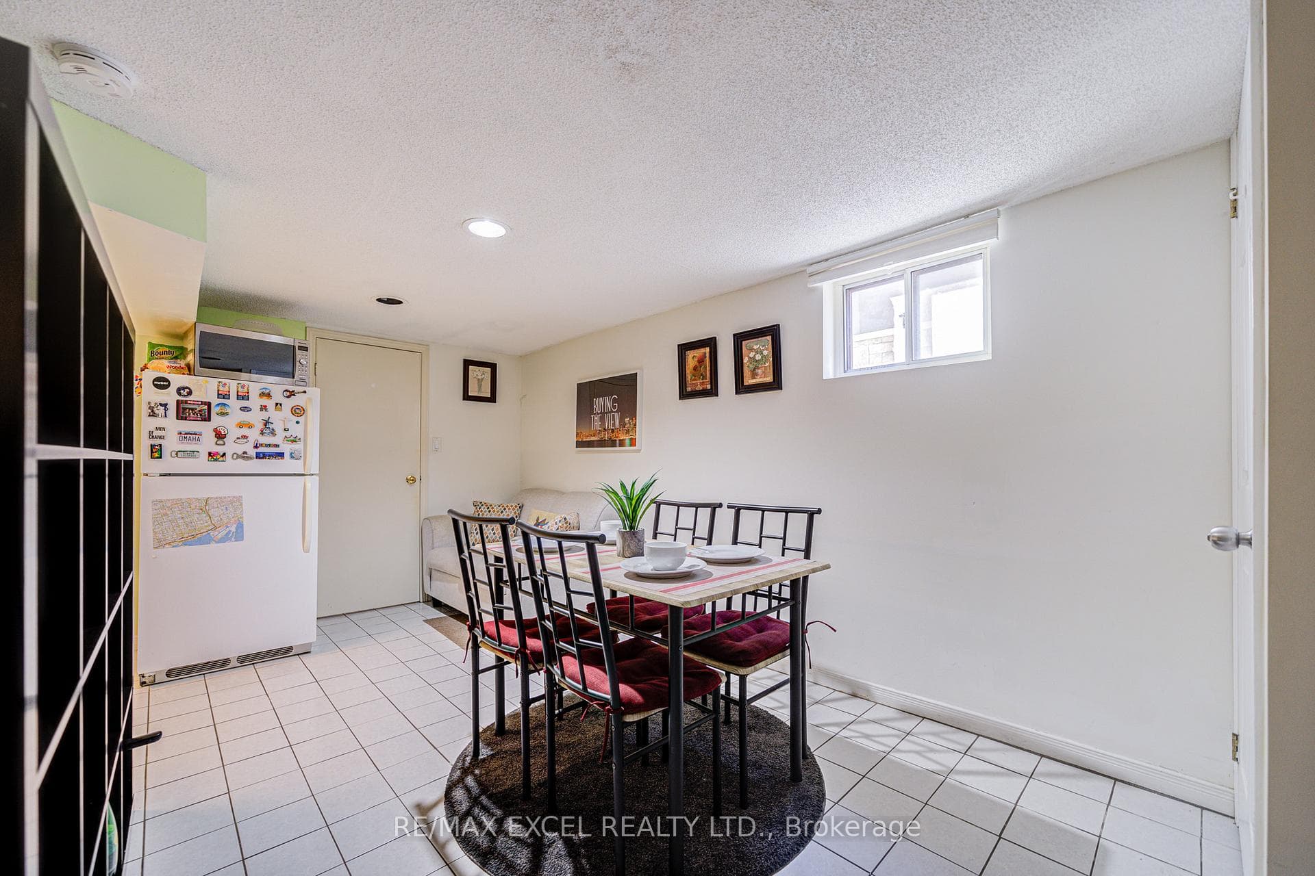 523 Delaware Avenue photo 27