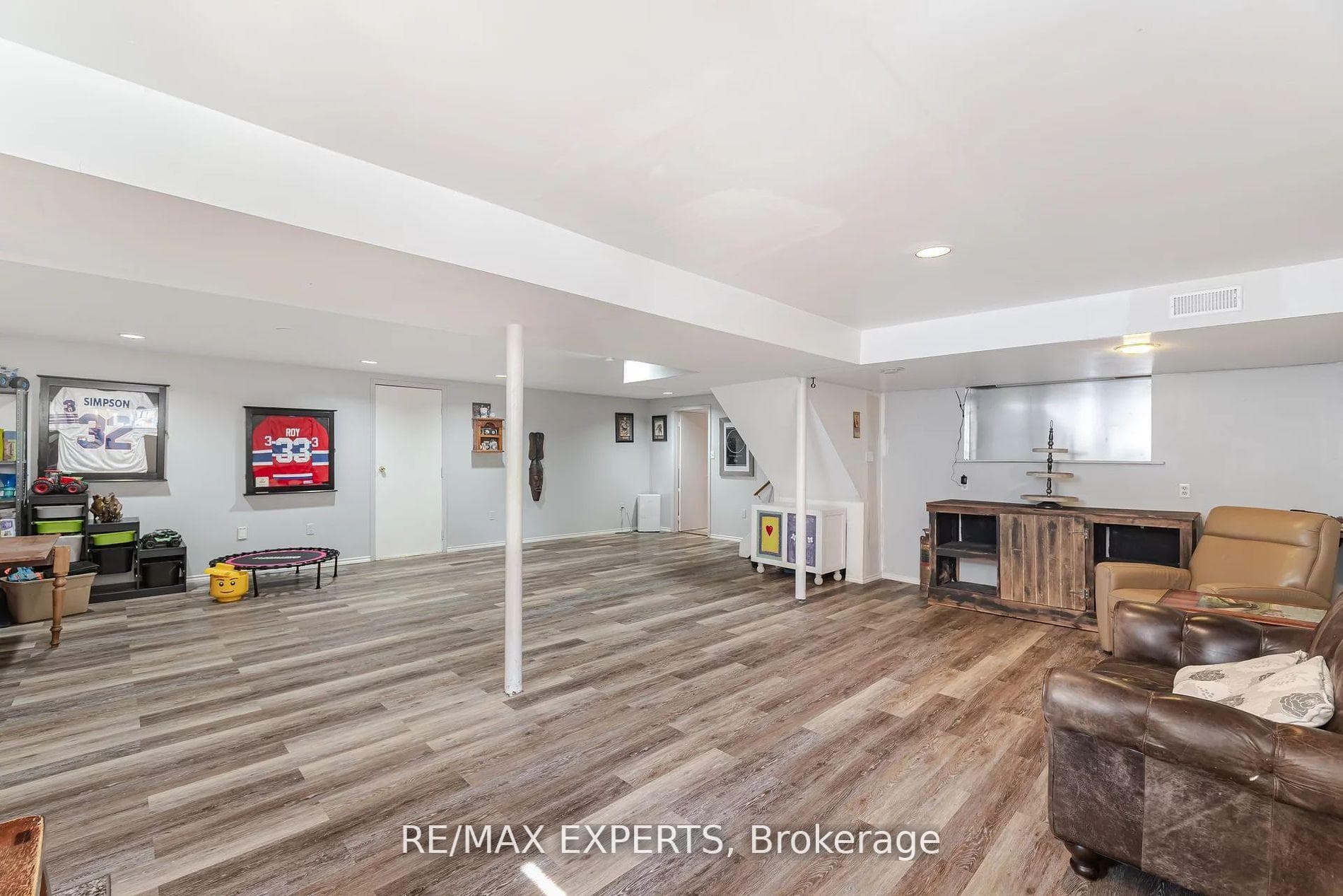 37 Erinlea Crescent photo 33