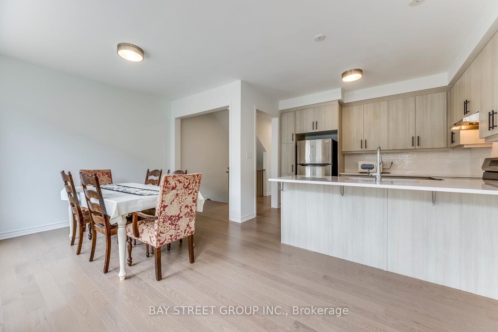 3040 Merrick Road photo 19