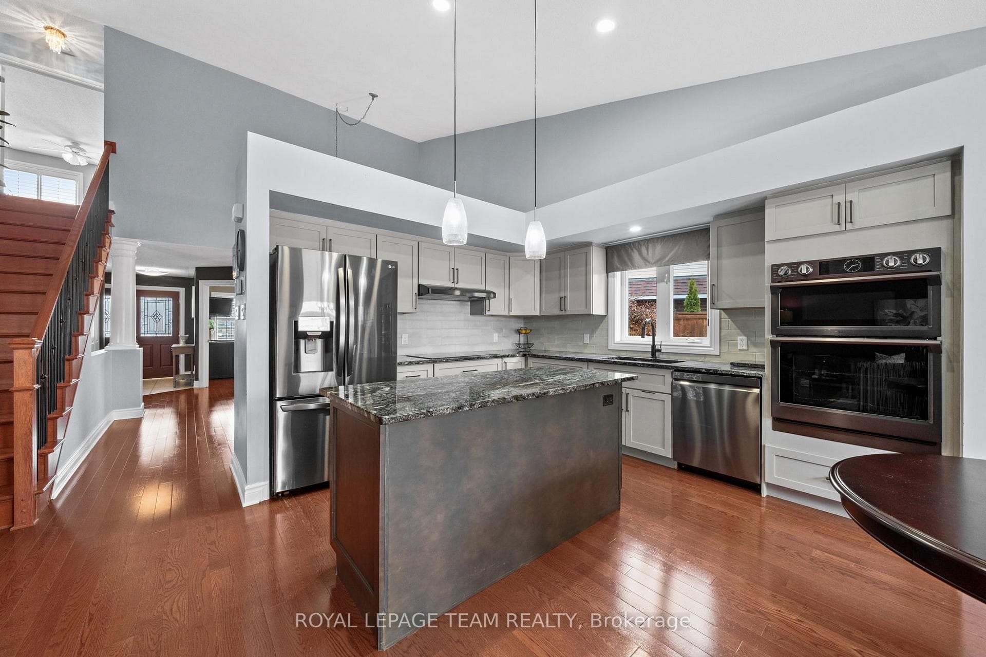 48 Settler's Ridge Way photo 11