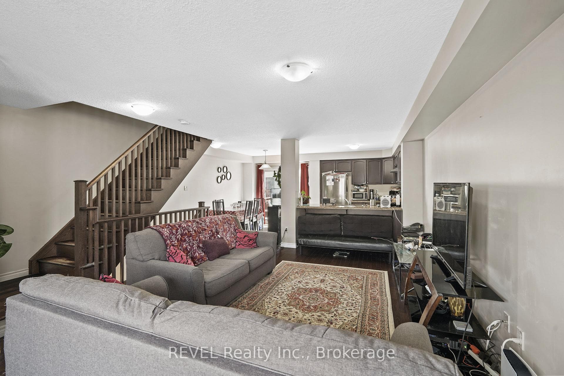 7 DORCHESTER Terrace photo 15
