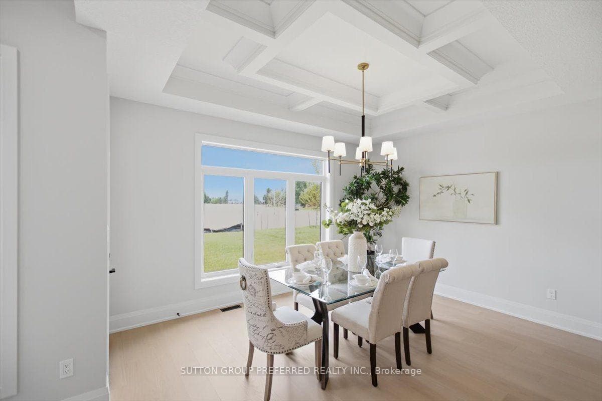 DINING WITH COFFERED CEILING
