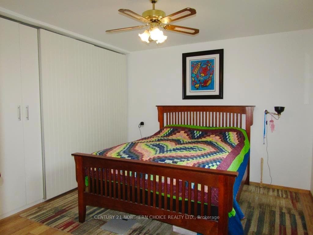 932 Kaitlyn Drive photo 12