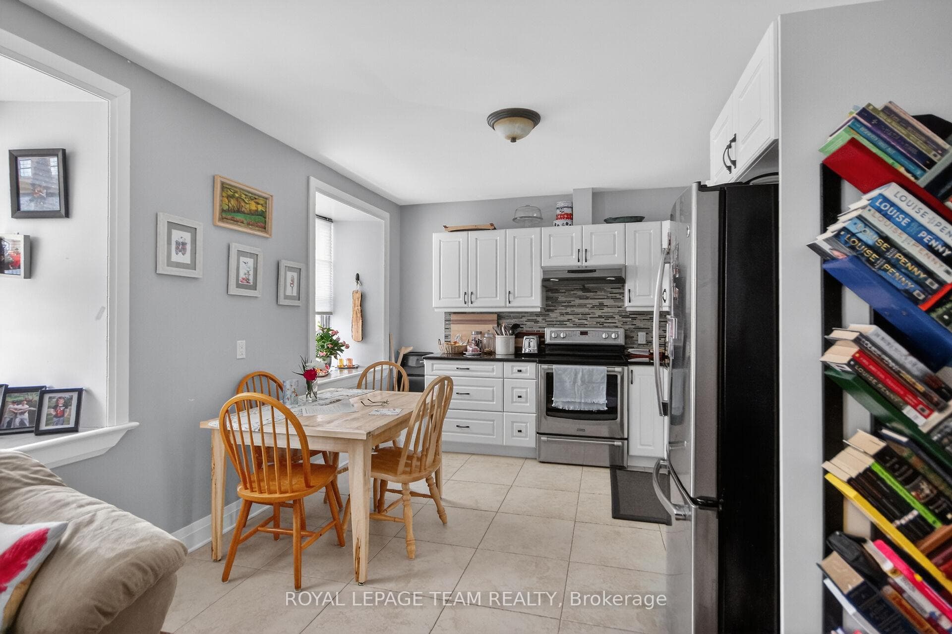212-224 St Lawrence Street photo 19