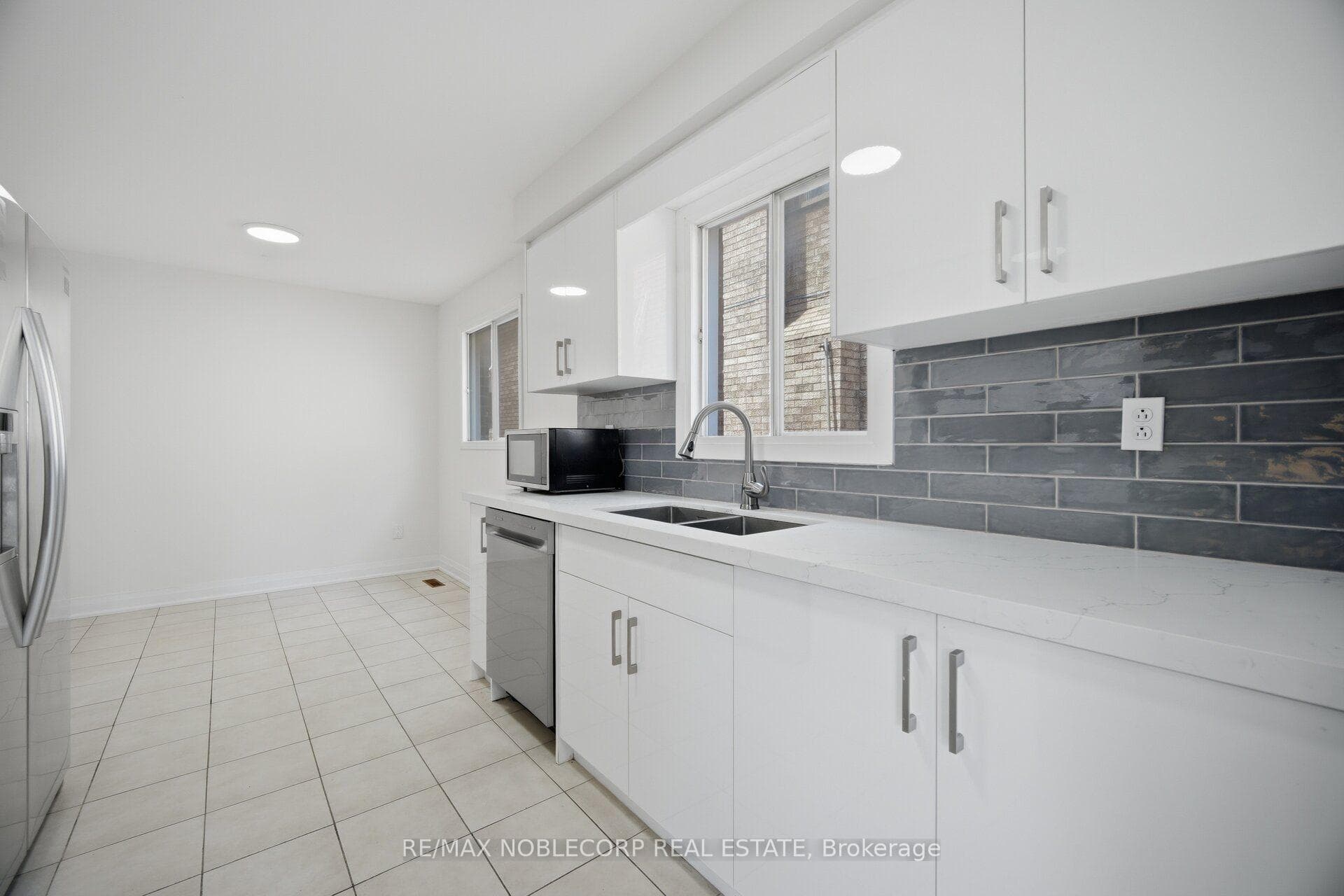 66 Cinrickbar Drive photo 21