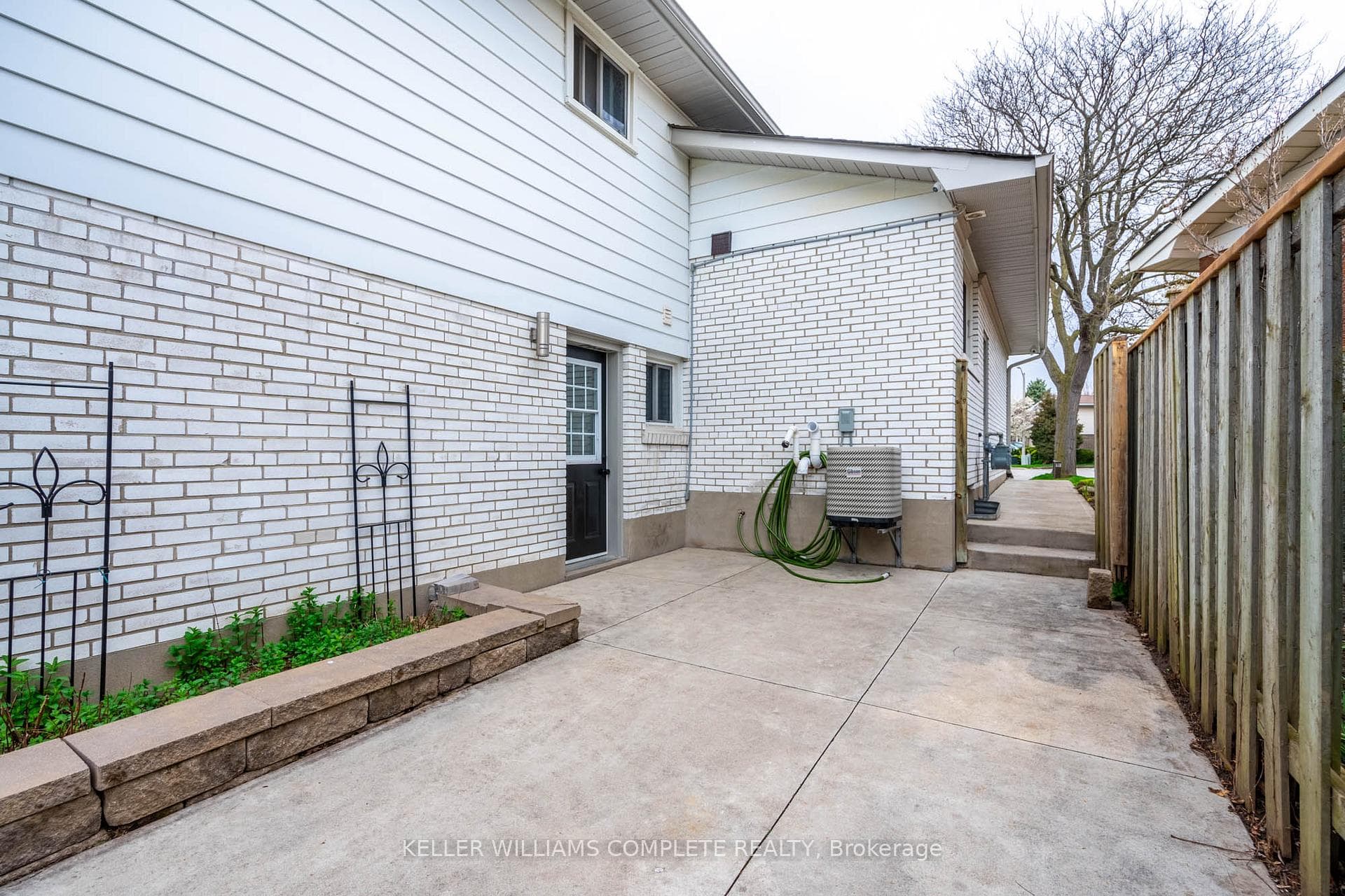 552 Letitia Court photo 38
