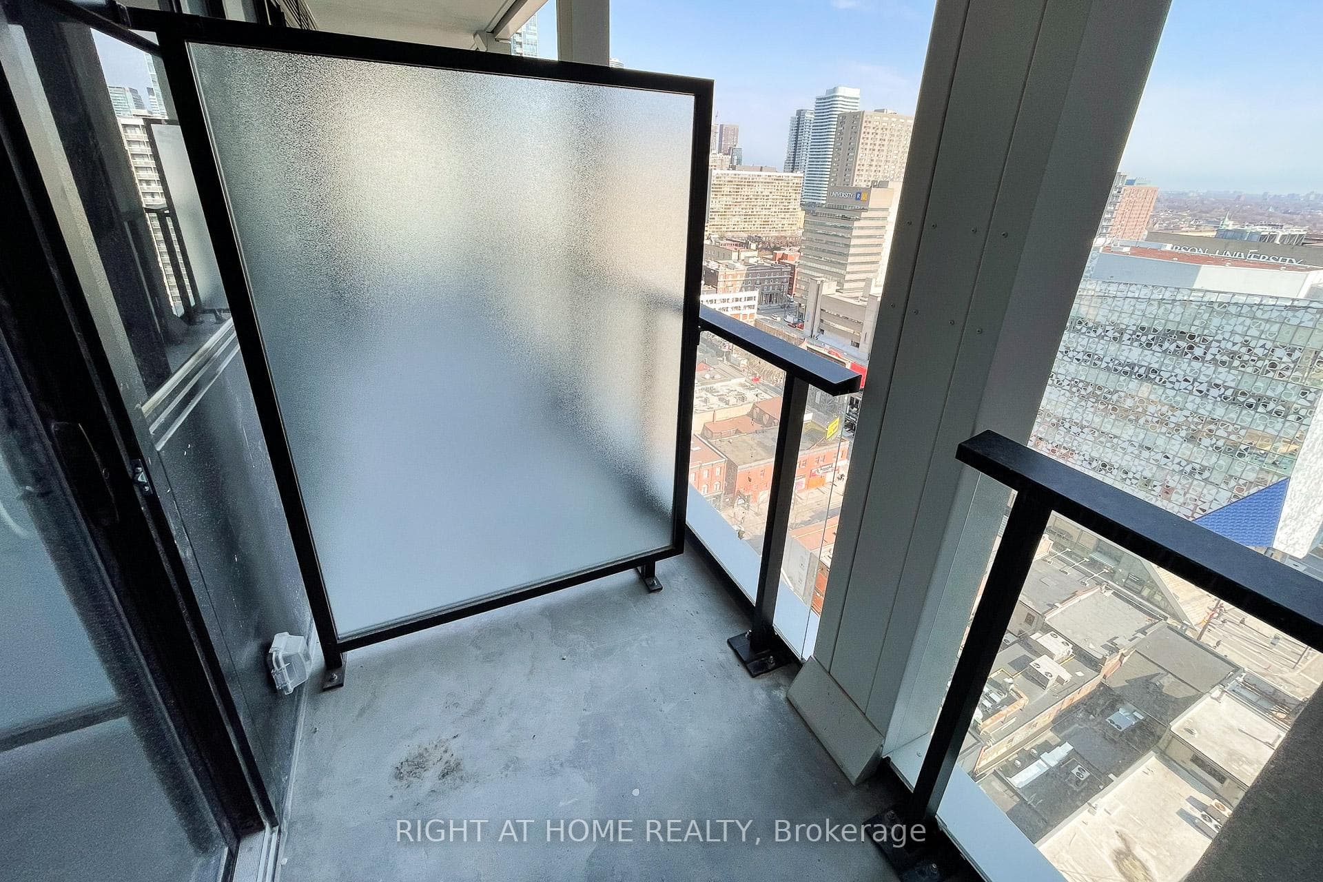 20 Edward Street Unit 1819 photo 16