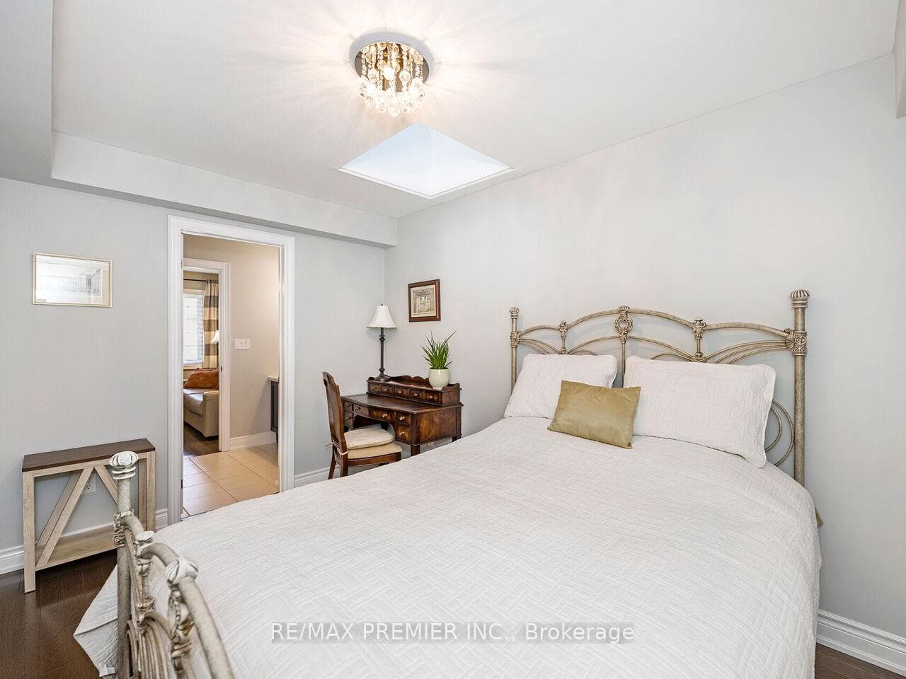 30 Hargrave Lane Unit 13 photo 22