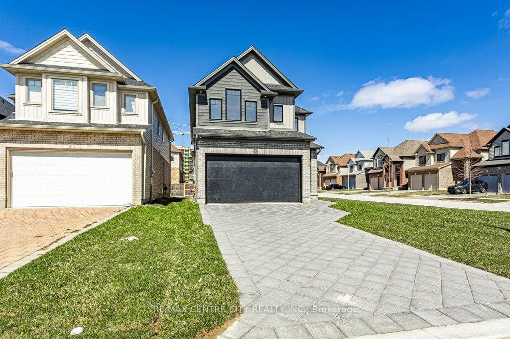 1200 Emma Chase Drive photo 4