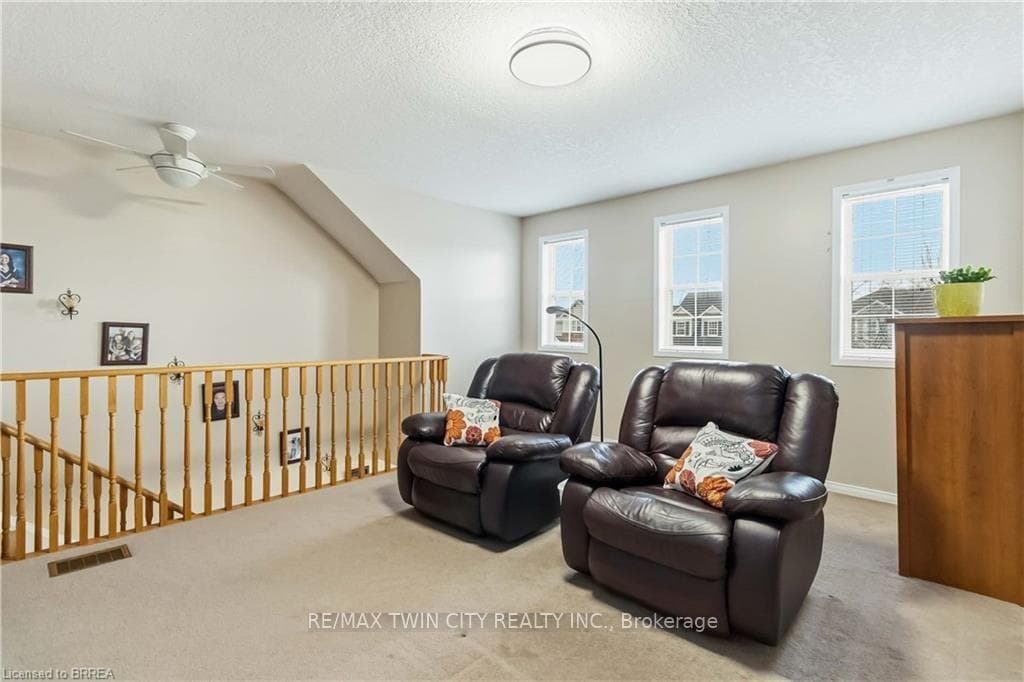 156 Osborn Avenue photo 31