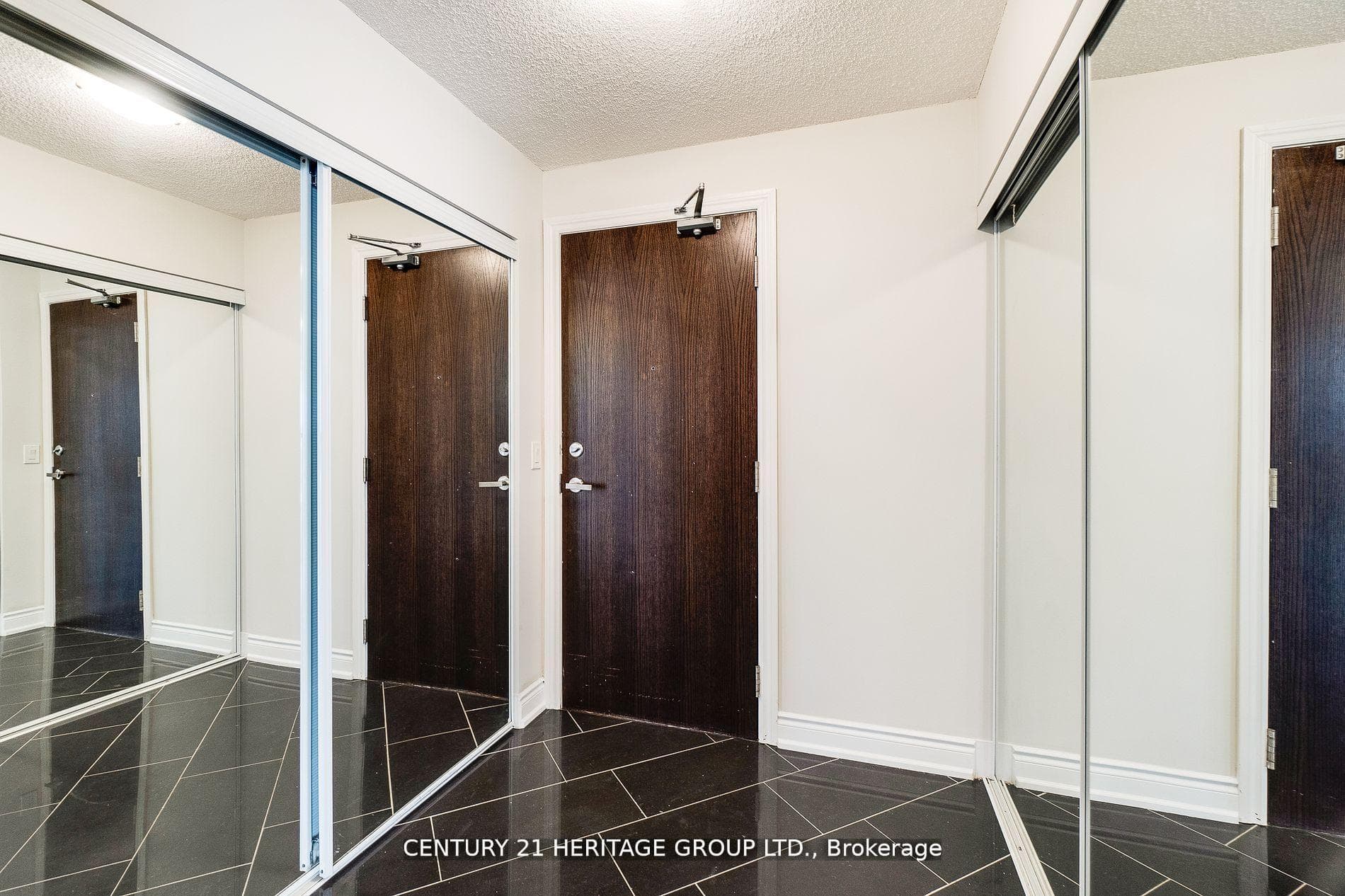 7 North Park Road Unit 709 photo 4