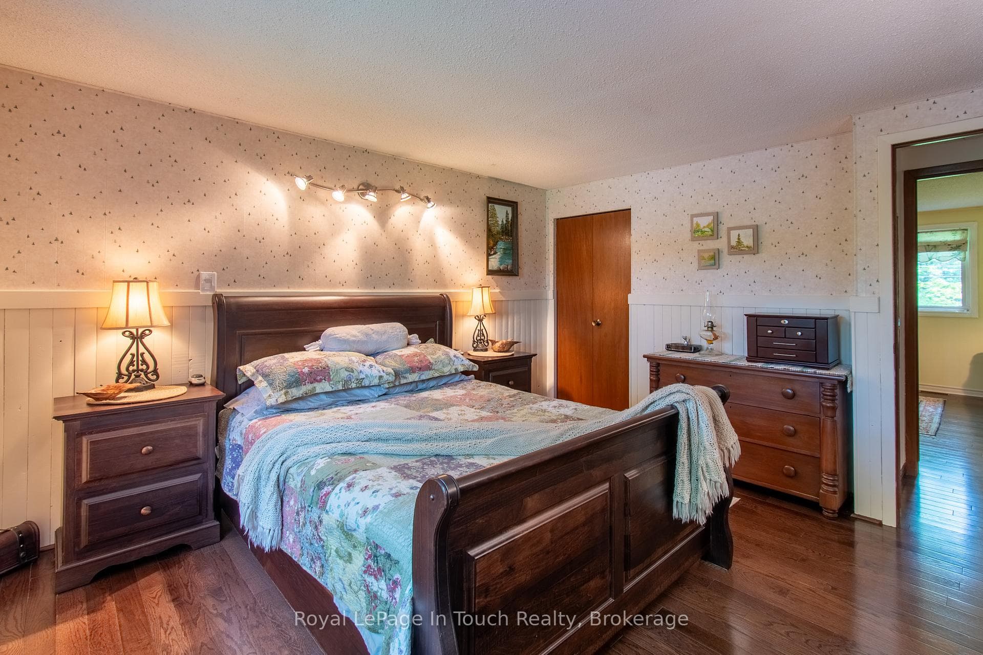 1464 Golden Beach Road photo 23